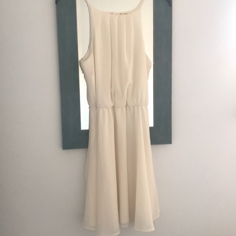 Sleeveless polyester dress